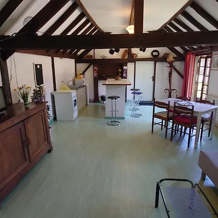 Le Marly's Holiday home Wasigny